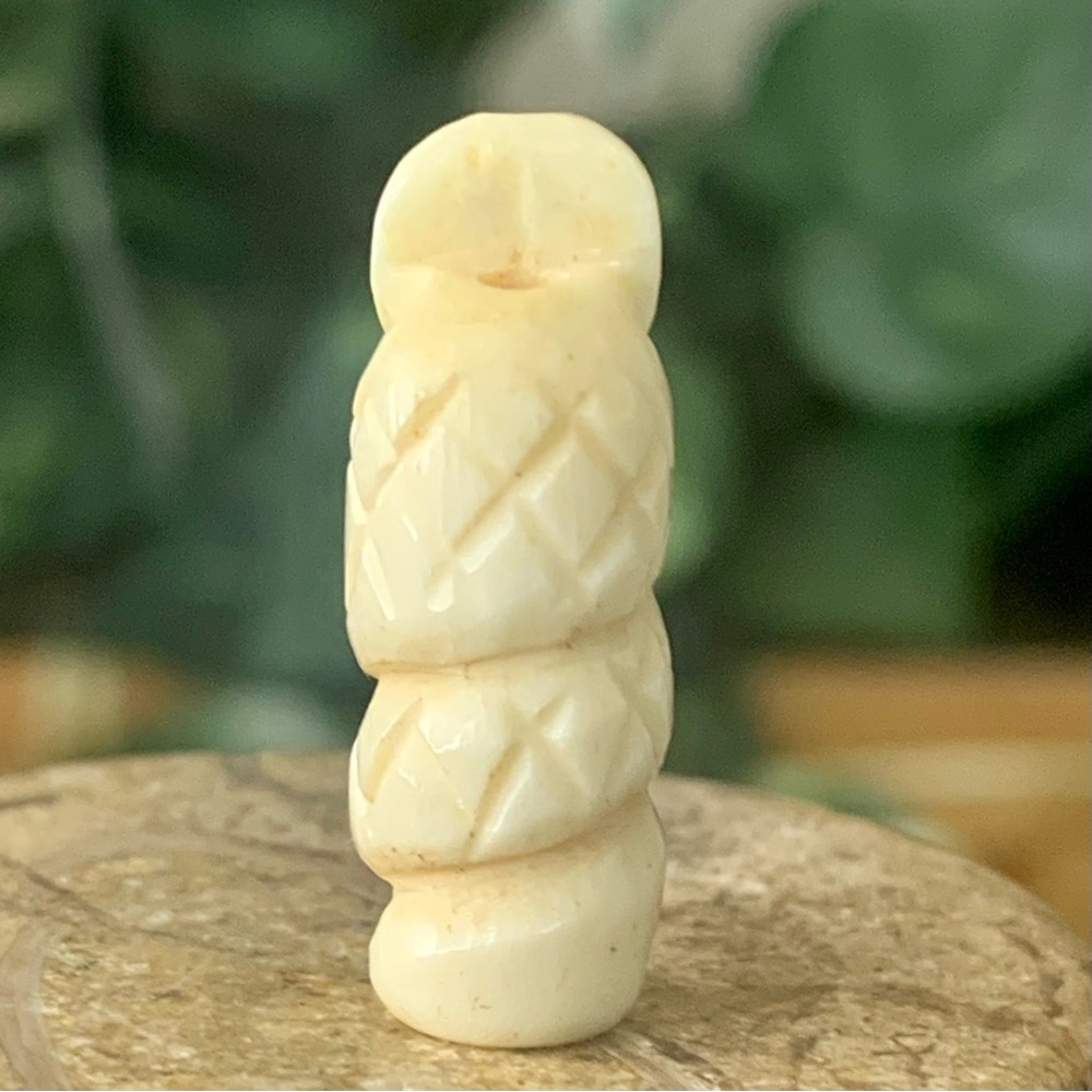 Hand Carved Snake Bone Bead Top Drilled Detailed Coiled Cobra Animal Carving 1" - Picture 6 of 16